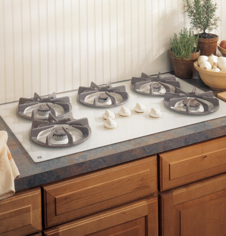 36" Built-In Gas Cooktop with Sealed Cooktop Burners and Up-Front Controls JGP636CEVCC