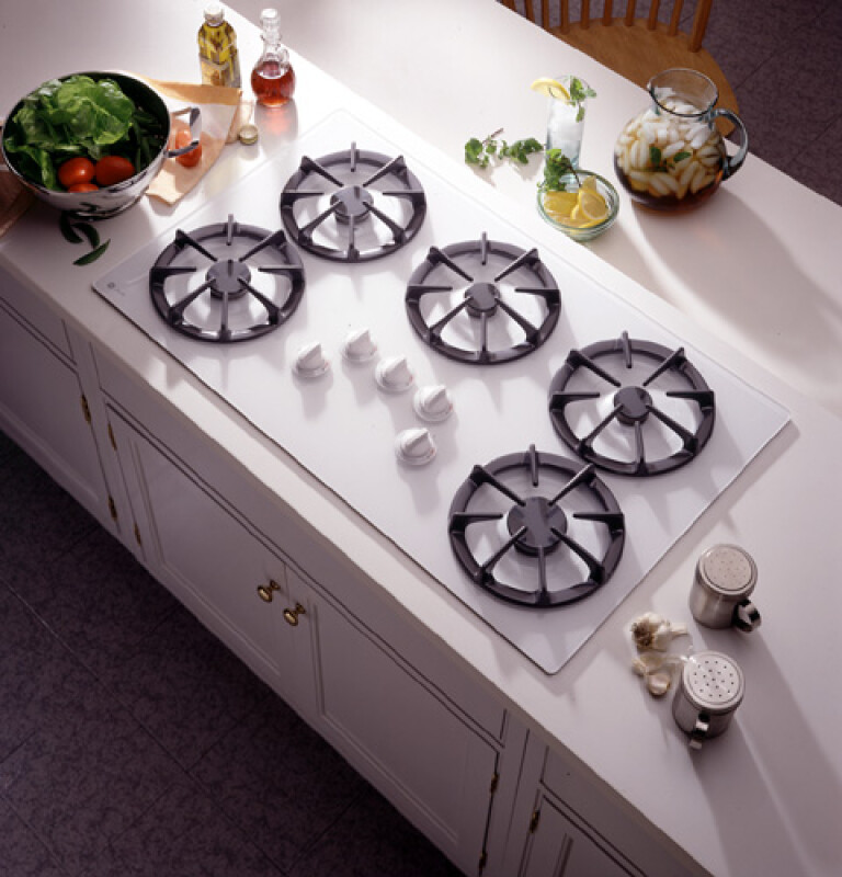 36" Built-In Gas Cooktop with Sealed Cooktop Burners and Up-Front Controls JGP636WEVWW