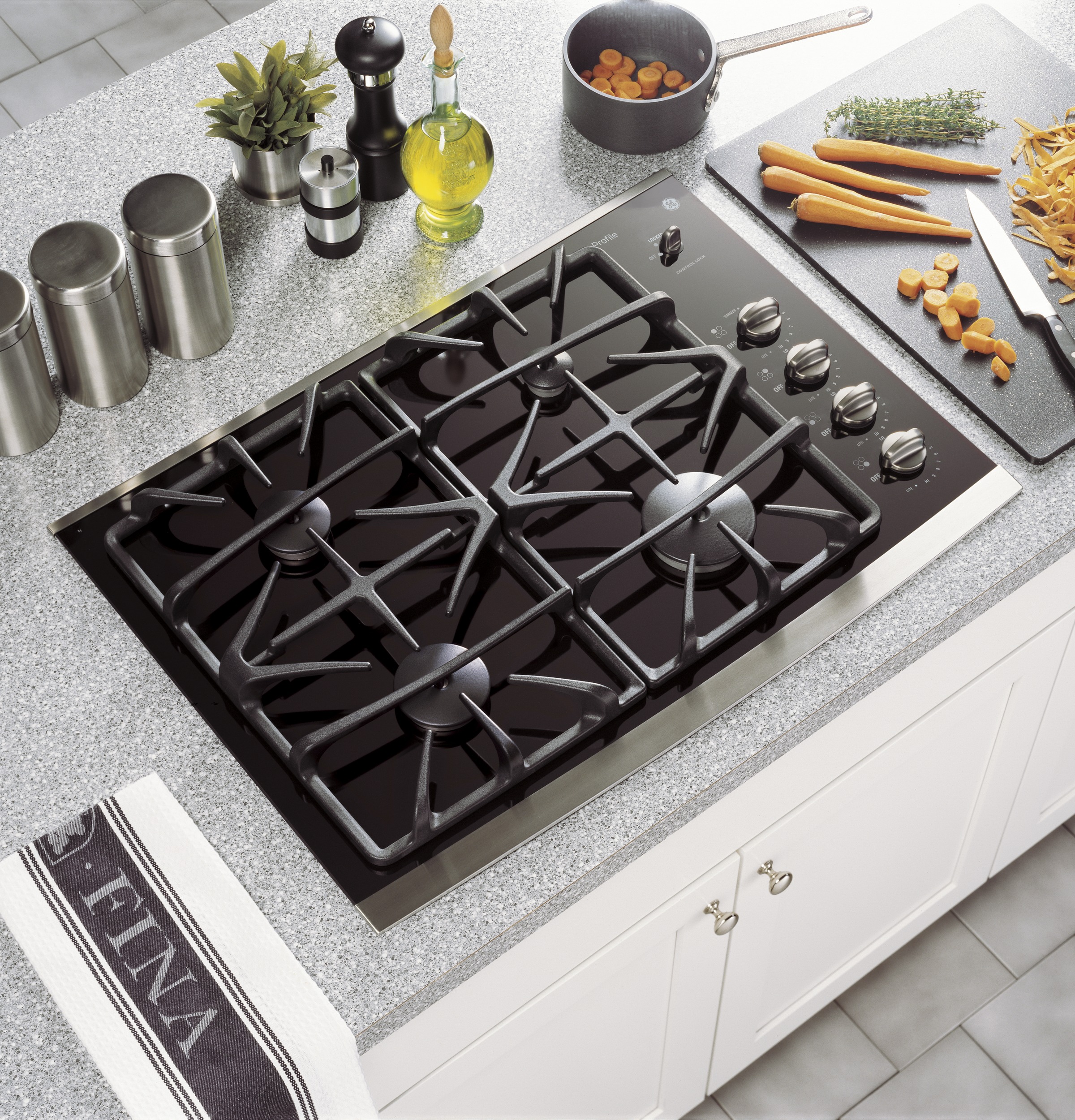 Series 30" Built-In Gas Cooktop JGP940SEKSS