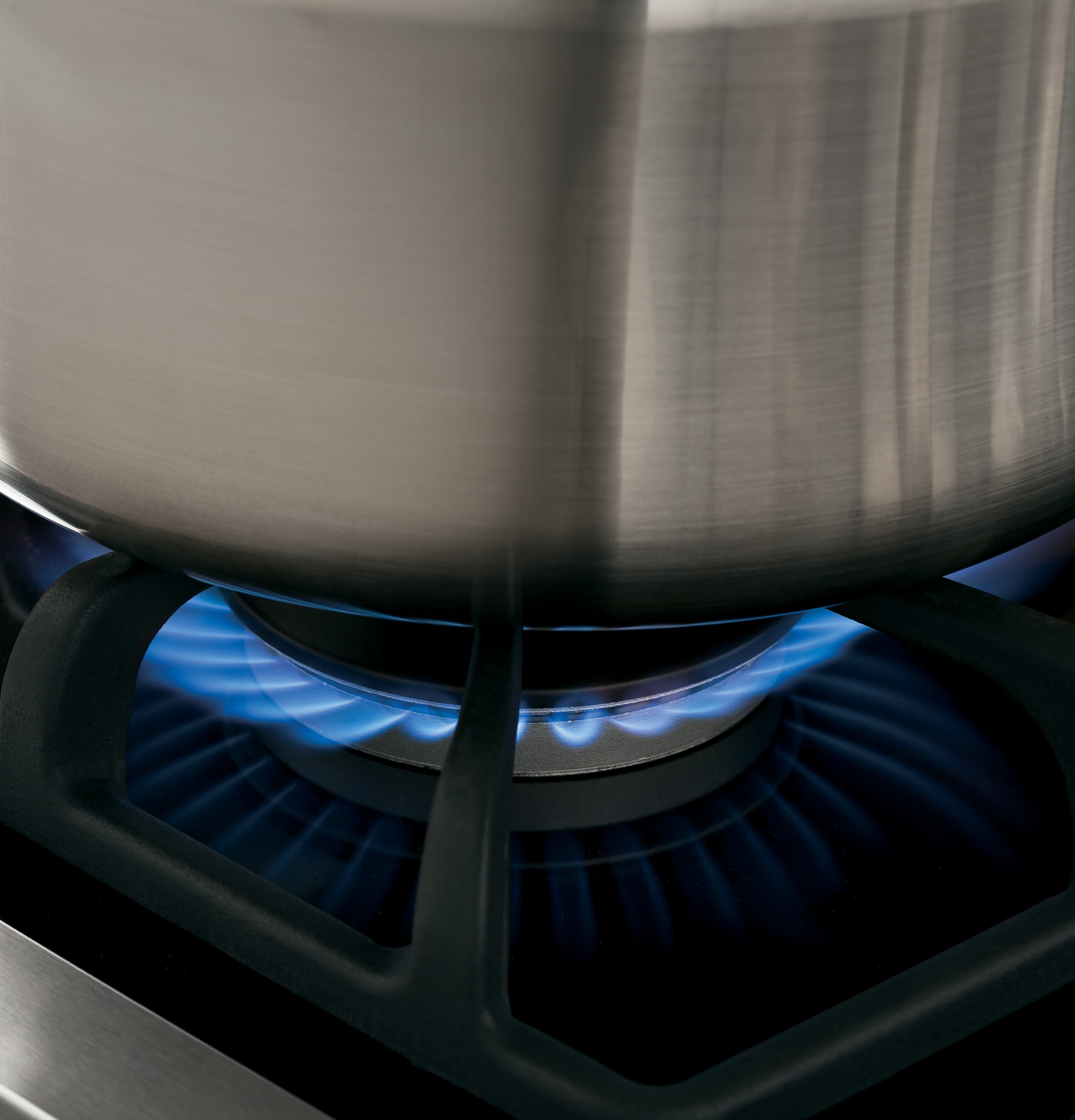 Series 30" Built-In Gas Cooktop JGP940SEKSS