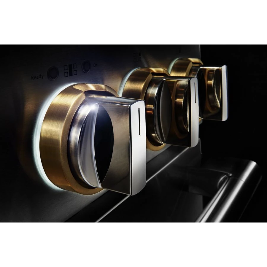 RISE™ Gas Professional-Style Range with Chrome-Infused Griddle JGRP536HL