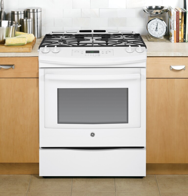 30" Slide-In Front Control Gas Range JGS650DEFWW