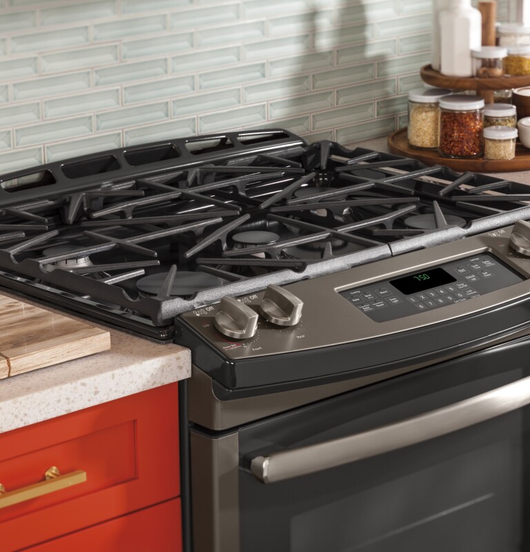 30" Slide-In Front Control Gas Range JGS750EEFES