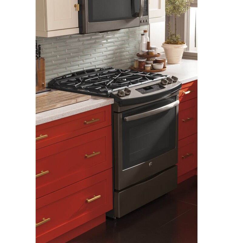 30" Slide-In Front Control Gas Range JGS750EEFES