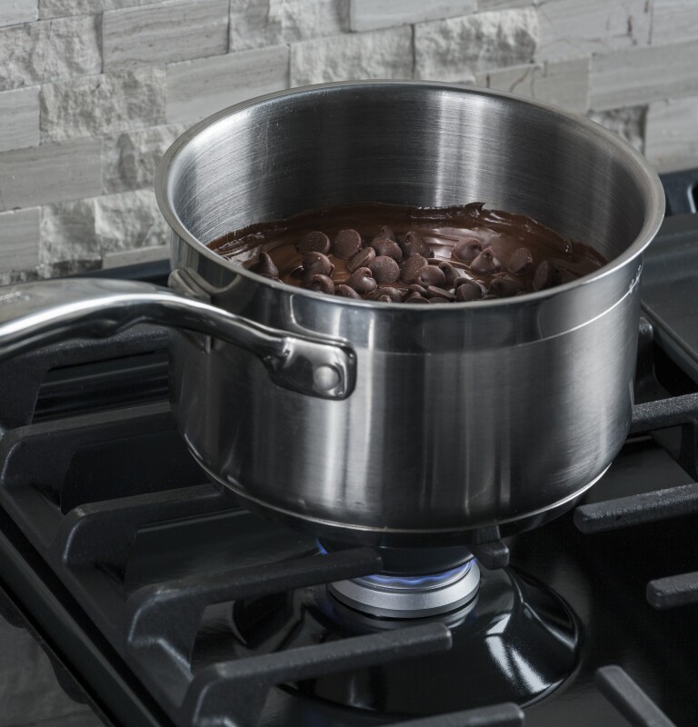 30" Slide-In Front-Control Convection Gas Range JGS760BELTS