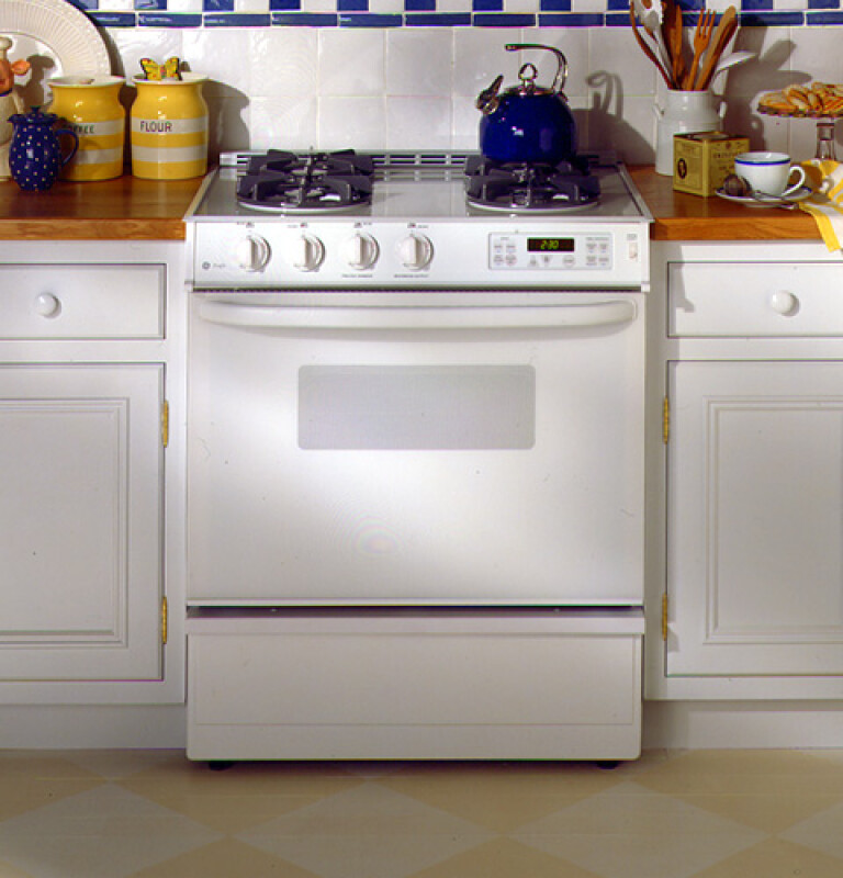 30" Slide-In Gas Range JGSP44CEYCC