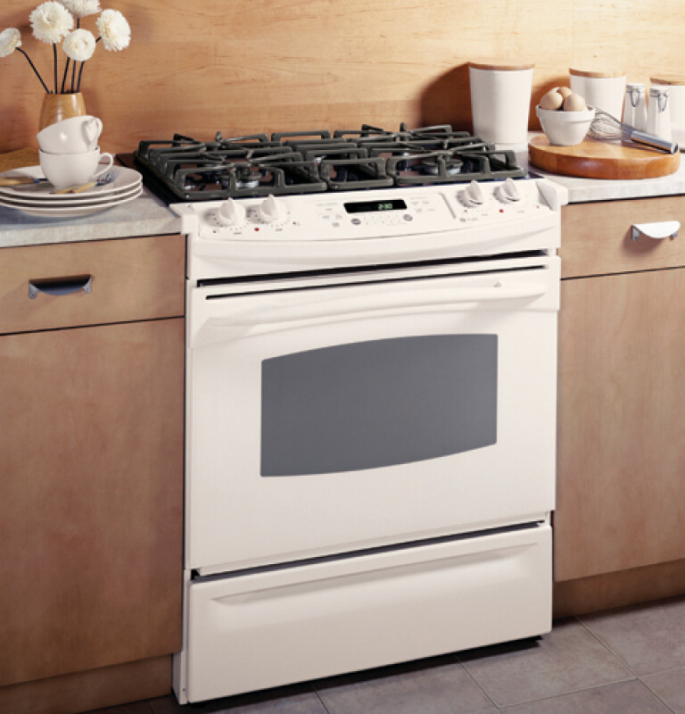 30" Slide-In Gas Range JGSP48CHCC