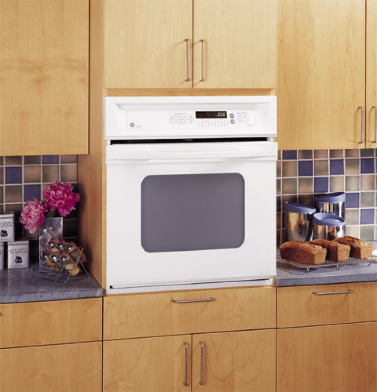 27" Built-In Single Convection Wall Oven JKP18WDWW