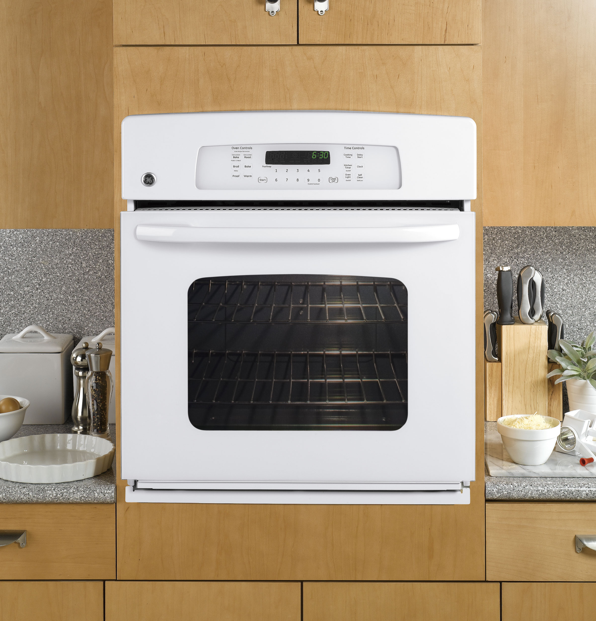 27" Built-In Single Convection Wall Oven JKP70DPWW