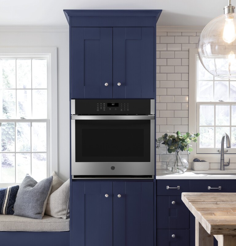 27" Smart Built-In Single Wall Oven JKS3000SNSS