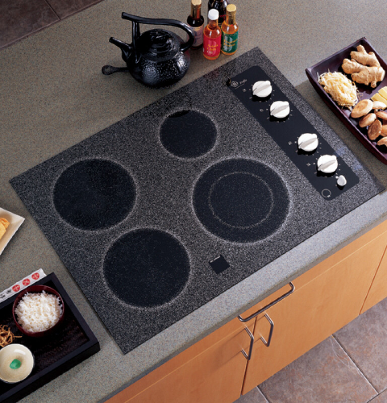 30" Built-In CleanDesign Electric Cooktop JP350CCCC