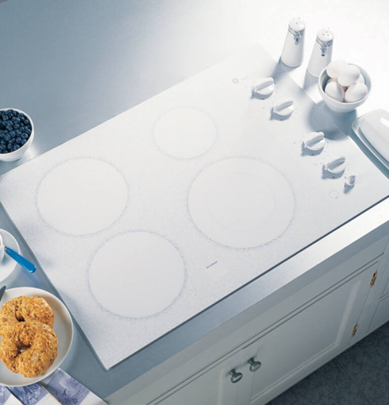 30" Built-In CleanDesign Electric Cooktop JP350TCWW