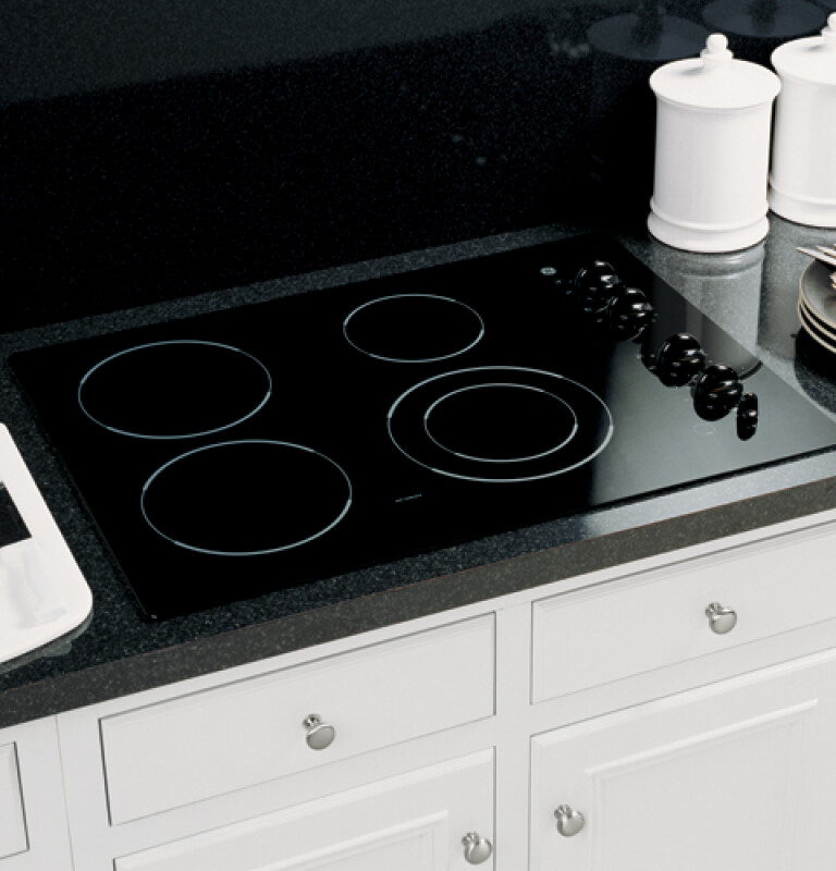 30" Built-In CleanDesign Electric Cooktop JP355BKBB