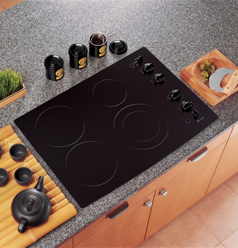 30" Built-In CleanDesign Electric Cooktop JP910BKBB