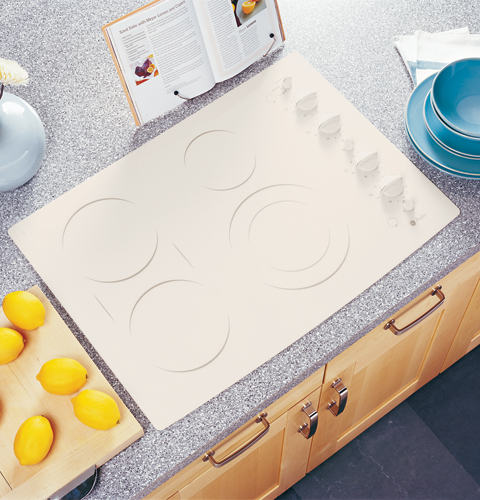 30" Built-In CleanDesign Electric Cooktop JP930KKCC