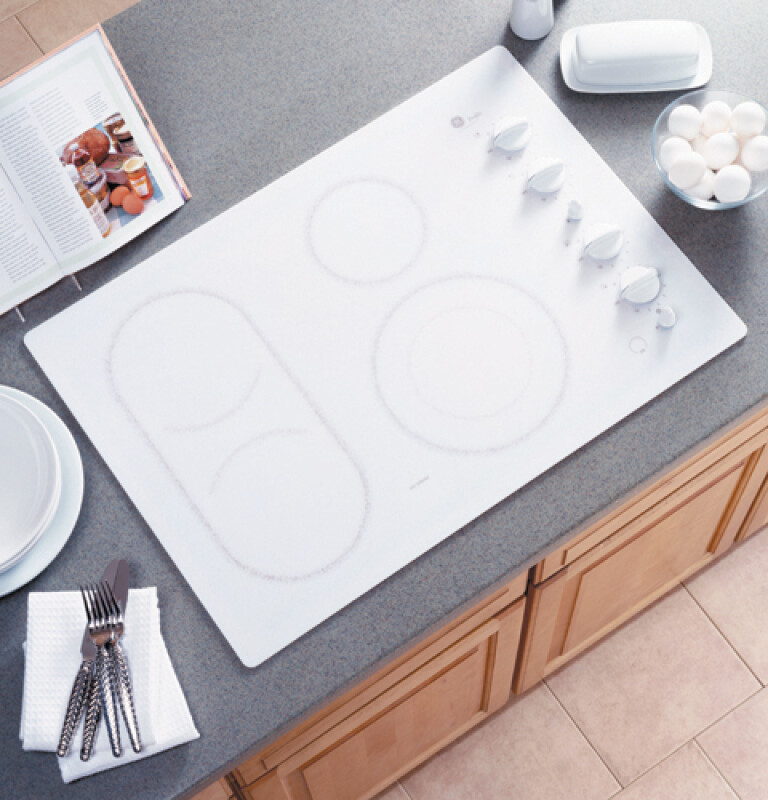 30" Built-In CleanDesign Electric Cooktop JP930TCWW