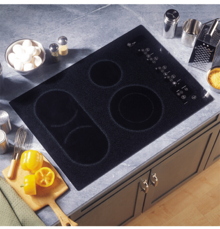 30" Built-In CleanDesign Electric Cooktop JP938BCBB