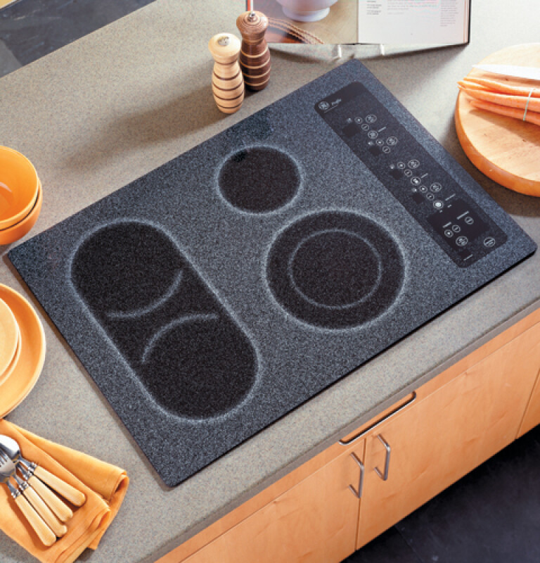 30" Built-In CleanDesign Electric Cooktop JP938WCWW