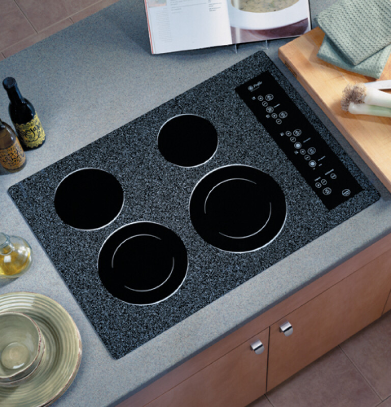 30" Built-In CleanDesign Cooktop JP939WHWW