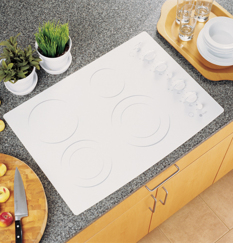 30" Built-In CleanDesign Electric Cooktop JP940TKWW