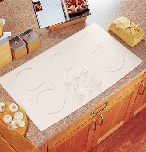 36" Built-In CleanDesign Cooktop JP960KKCC