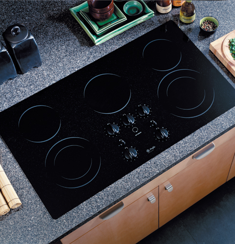 36" Built-In CleanDesign Cooktop JP961BHBB