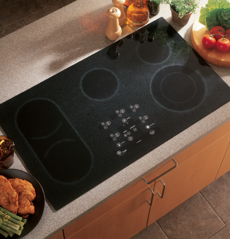 Built-In CleanDesign Electric Cooktop JP968BCBB