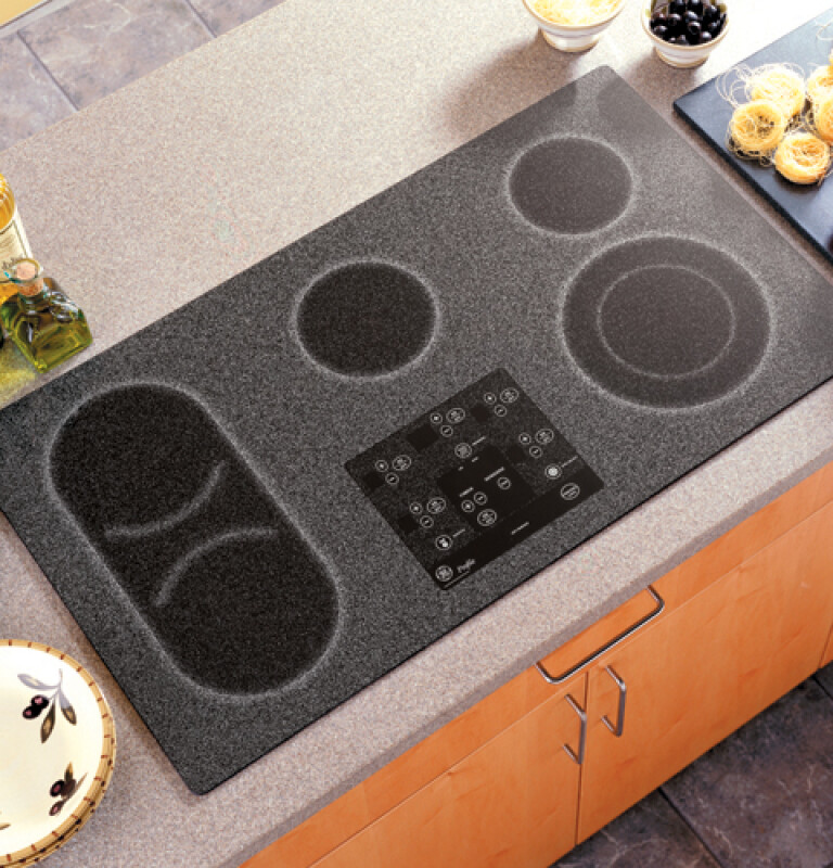 Built-In CleanDesign Electric Cooktop JP968CCCC