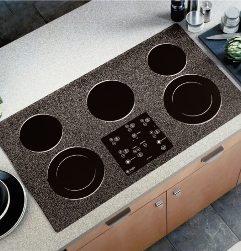 36" Built-In CleanDesign Cooktop JP969CHCC