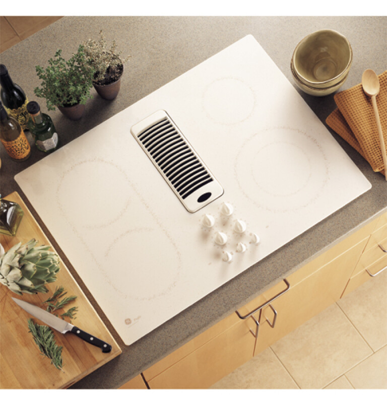 30" Downdraft Electric Cooktop JP989KDCC