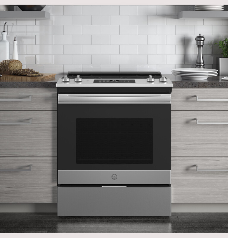 30" Slide-In Electric Range JS645SLSS
