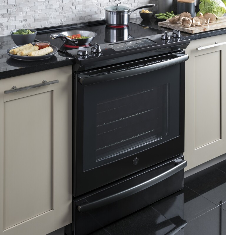 30" Slide-In Electric Convection Range JS760BLTS