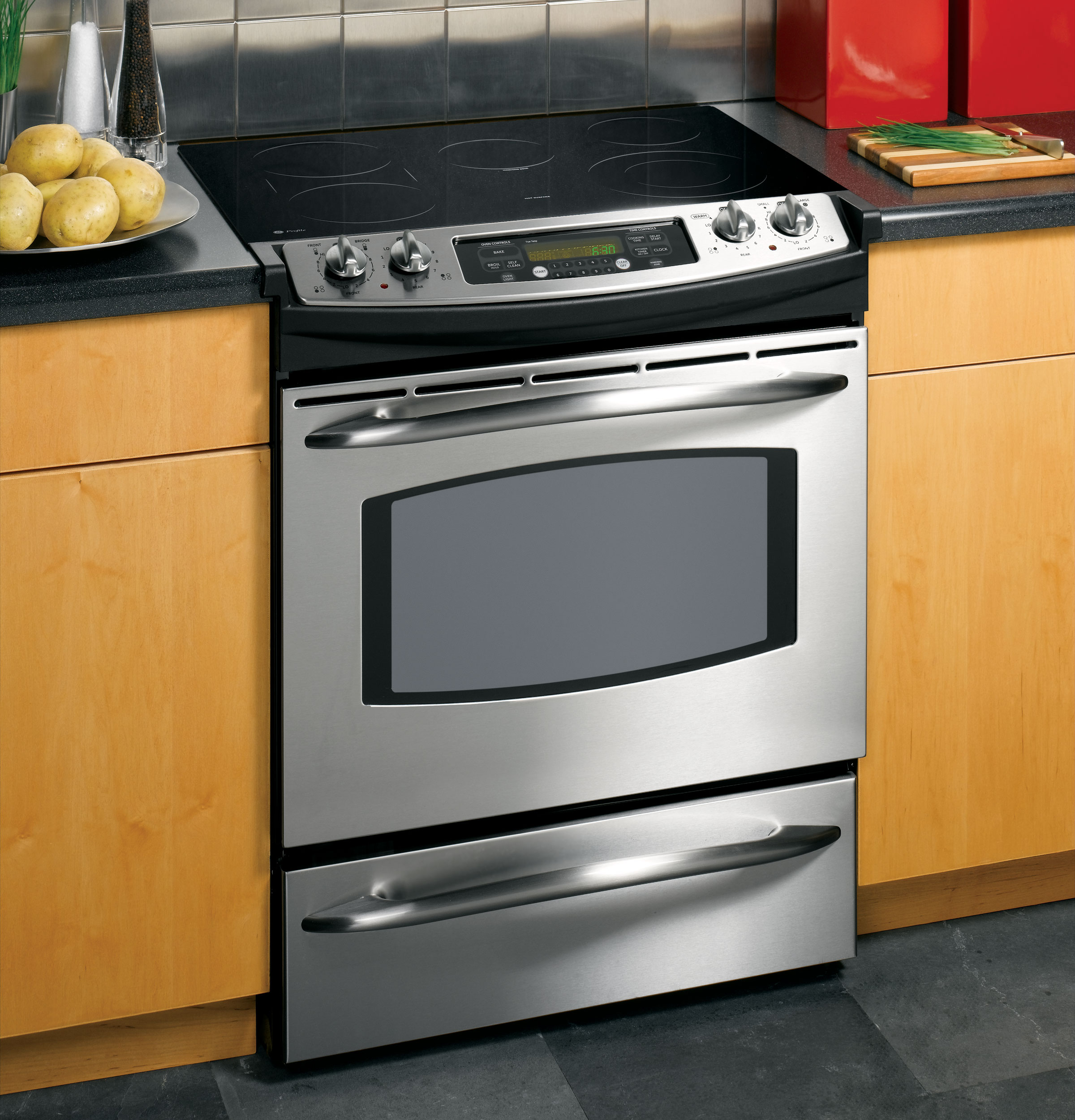 30" Slide-In Electric Range JS905SKSS