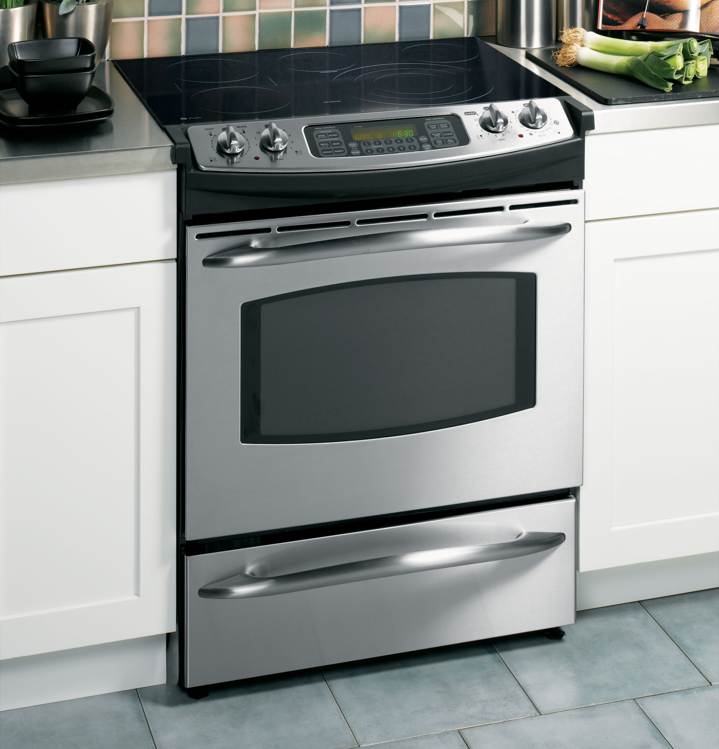 GE Profile 30" Slide-In Electric Range Stainless Steel JS968SKSS Picture 1