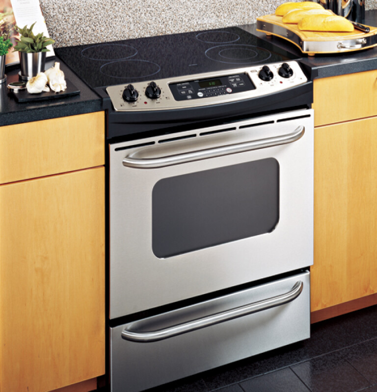 30" Slide-In Electric Range with Self-Cleaning Oven JSP42SKSS