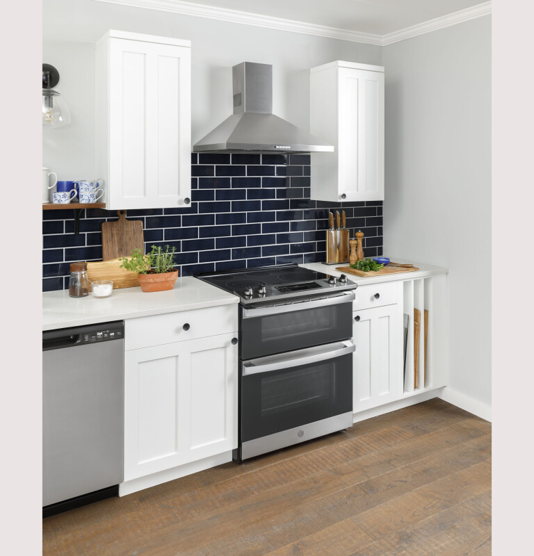 30" Slide-In Electric Convection Double Oven Range JSS86SPSS