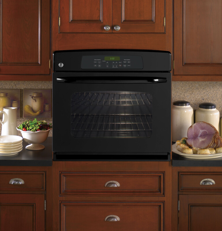 30" Built-In Single Wall Oven JTP30DPBB