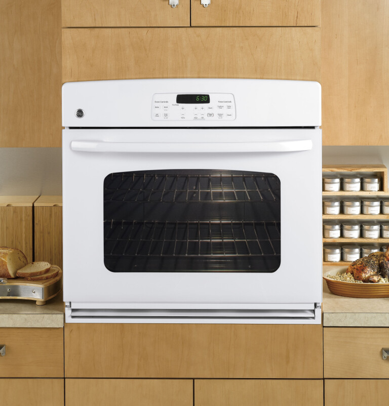 GE 30" Built-In Single Wall Oven White JTP30DPWW Picture 1