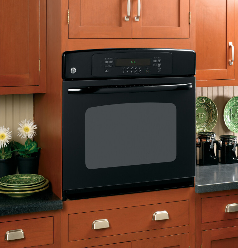 30" Built-In Single Convection Wall Oven JTP70BMBB