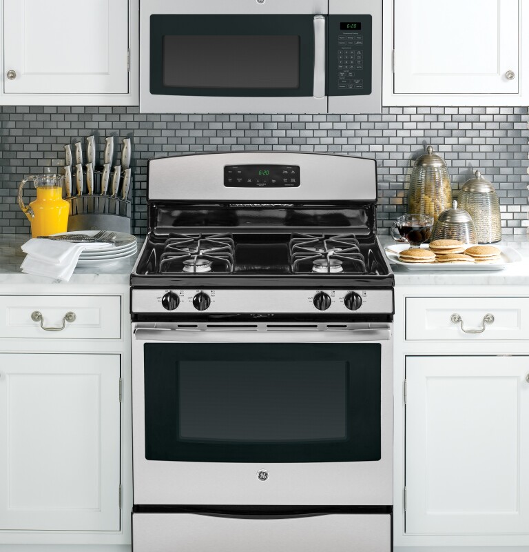 Series 1.7 Cu. Ft. Over-the-Range Microwave Oven JVM6172RFSS