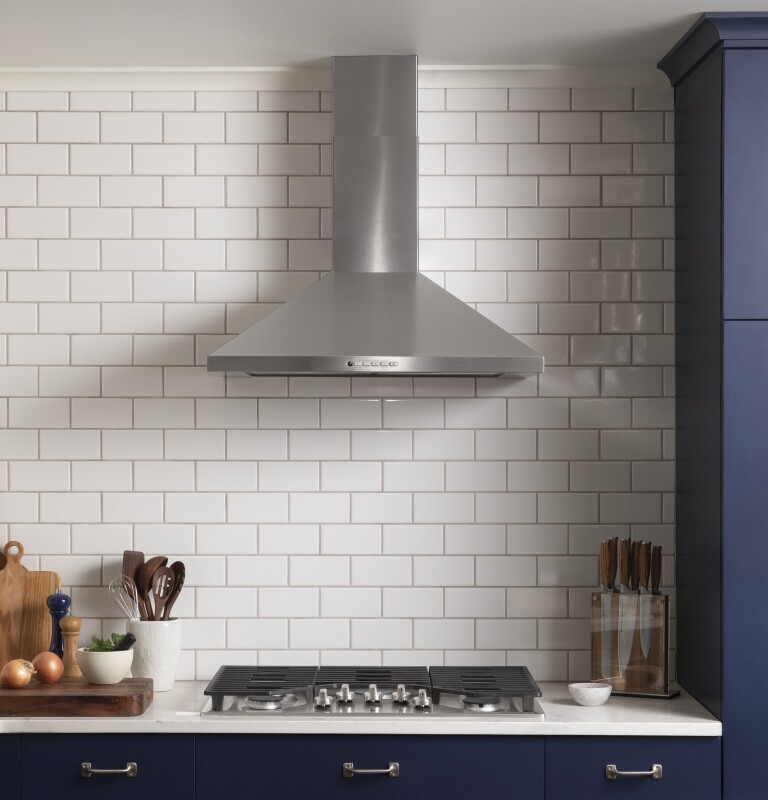 GE® 30" Wall-Mount Pyramid Chimney Hood JVW5301SJSS