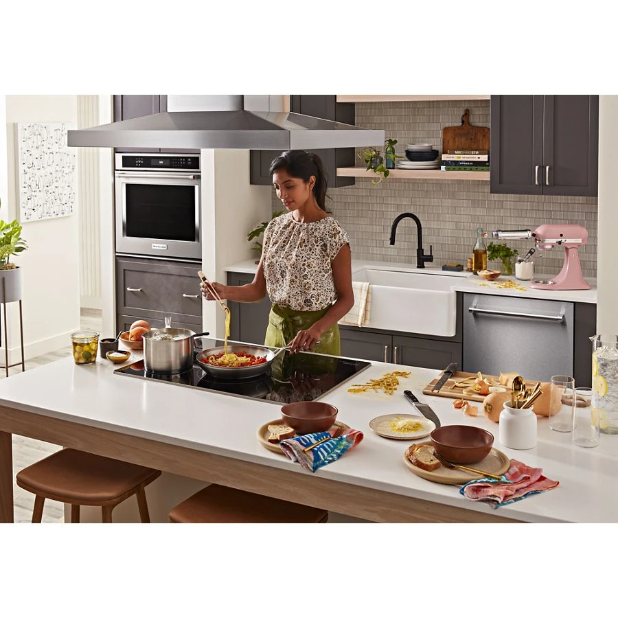 30-Inch 5-Element Sensor Induction Cooktop KCIG550JSS