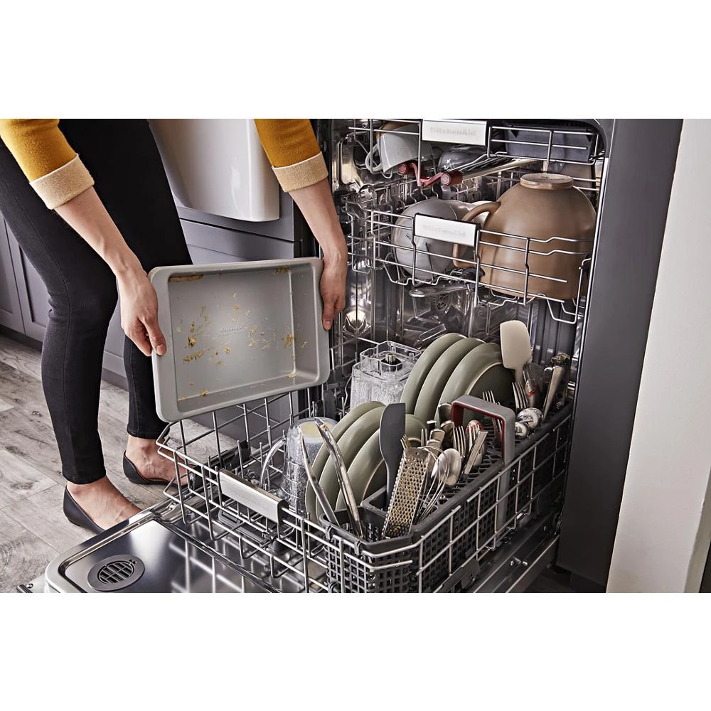 360° Max Jets™ Third Rack Dishwasher with Fan-Enabled ProDry™ System, 44 dBA KDTM604KPS