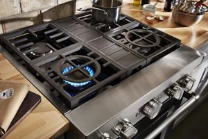 KitchenAid® 30'' Smart Commercial-Style Dual Fuel Range with 4 Burners KFDC500JBK