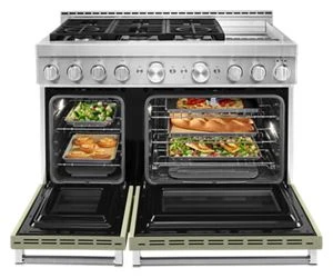 KitchenAid® 48'' Smart Commercial-Style Gas Range with Griddle KFGC558JAV