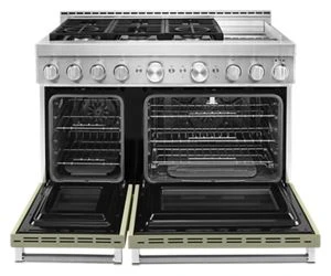 KitchenAid® 48'' Smart Commercial-Style Gas Range with Griddle KFGC558JAV