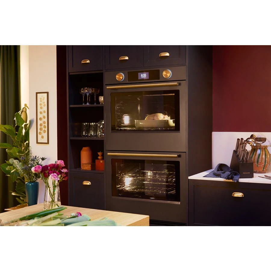 900 Series Double Wall Oven with In-Oven Camera KOED930SBE