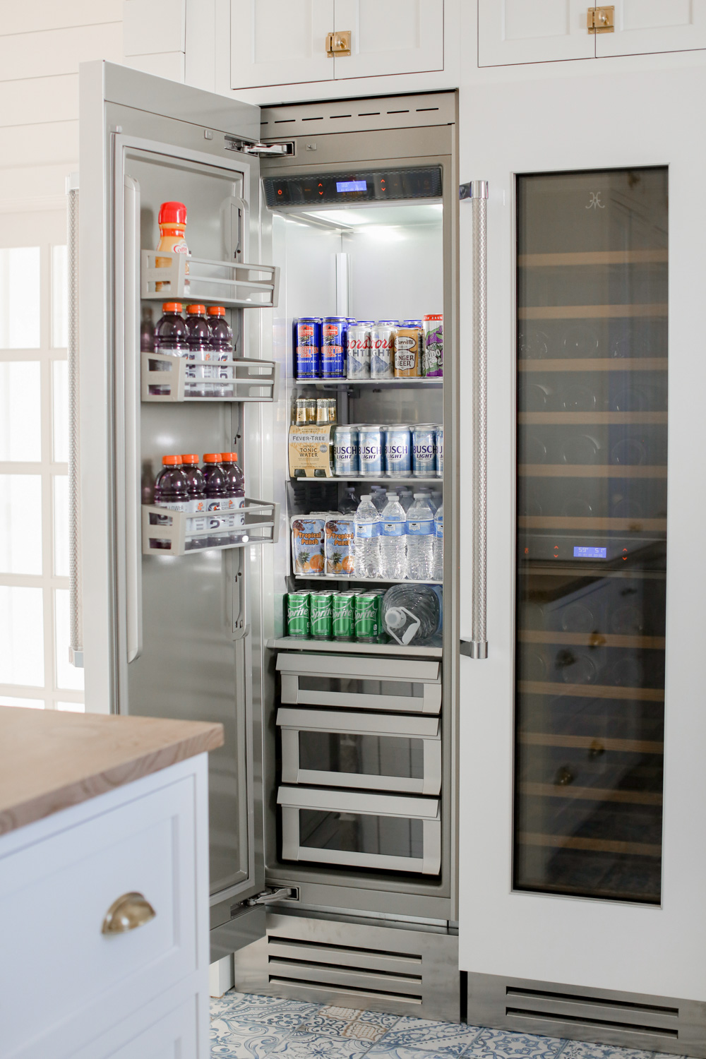 24" Column Refrigerator KRCR24BK