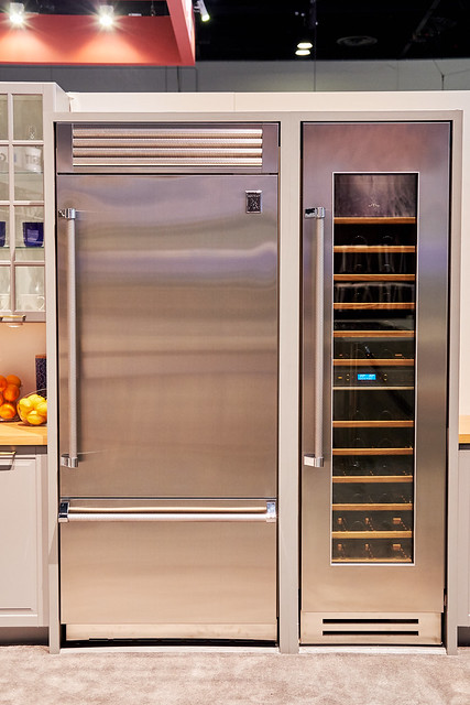 36" Pro Style Bottom Mount, Top Compressor Refrigerator KRPR36SS