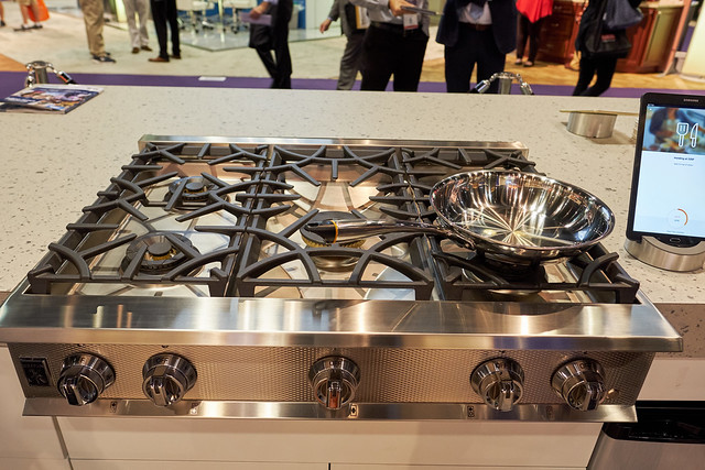 36" 5-Burner Rangetop KRT365PP